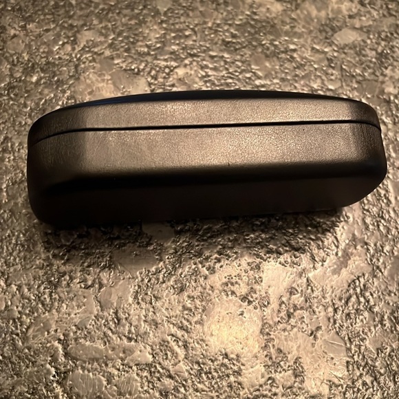 Dolce & Gabbana Hardshell Sunglasses Case - Picture 4 of 5